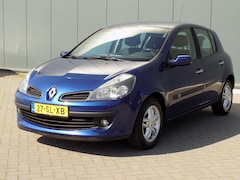 Renault Clio - 1.4-16V Dynamique Luxe Airco