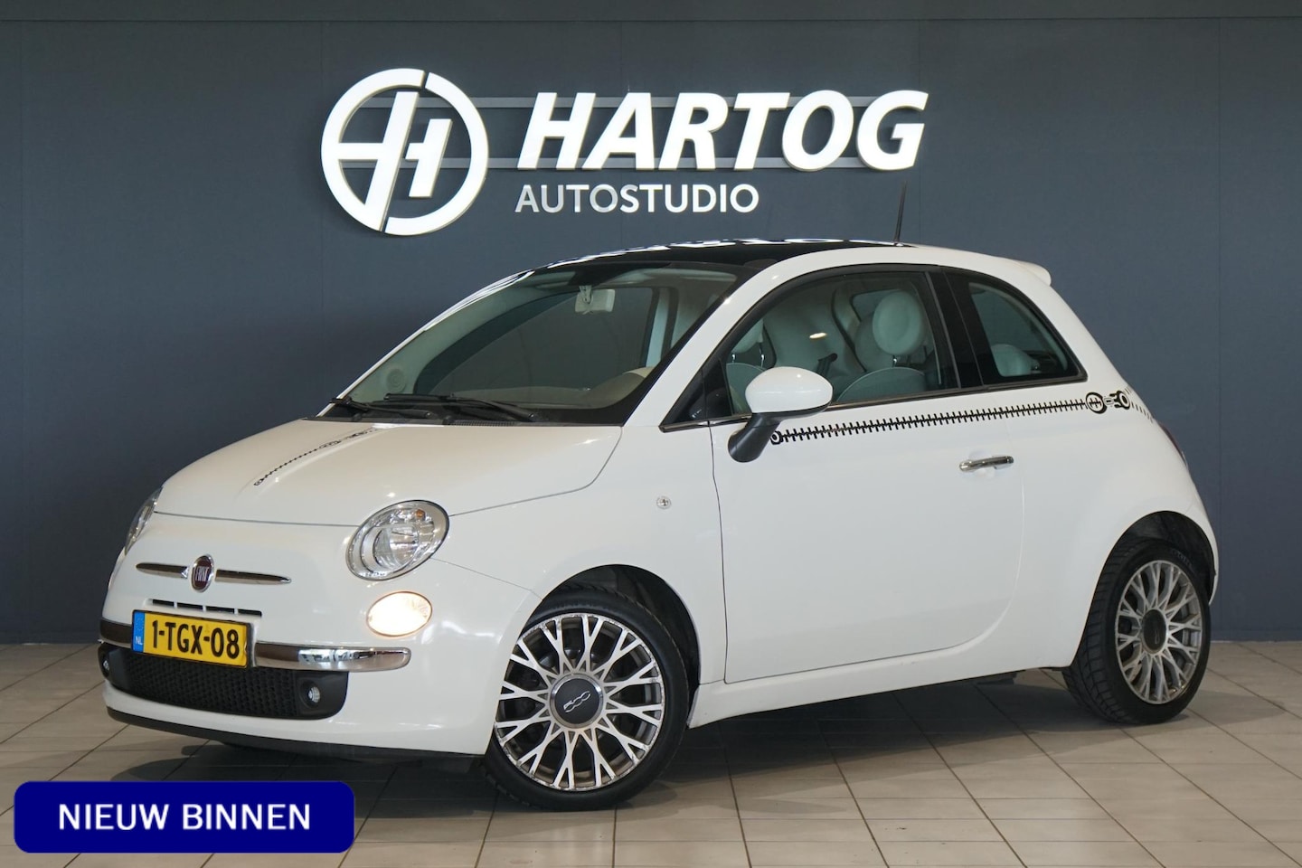 Fiat 500 - 0.9 TwinAir Lounge + AUT. / PANORAMA / LMV - AutoWereld.nl