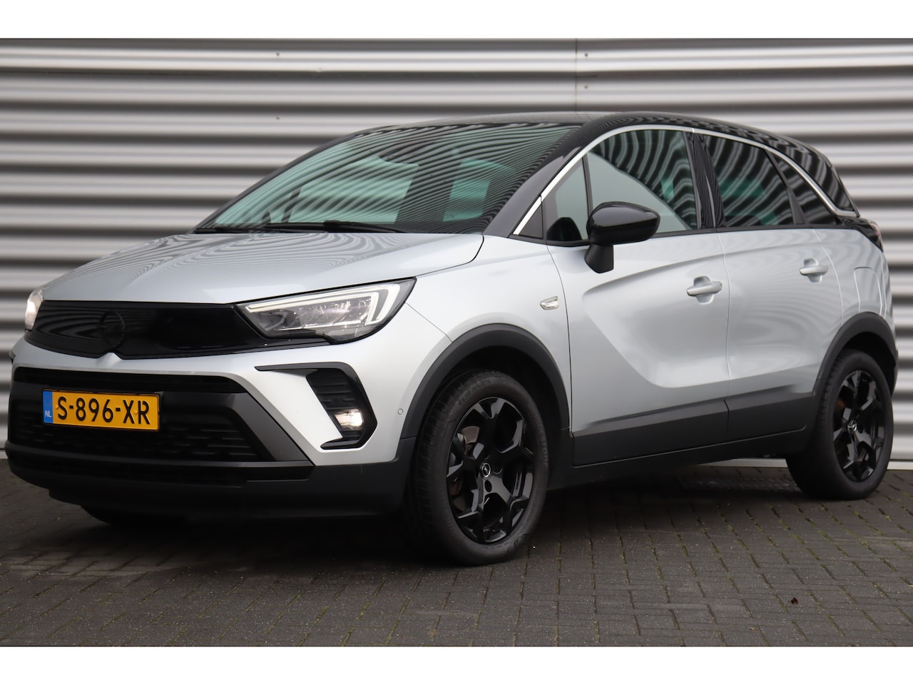Opel Crossland - Opel 1.2 TURBO 110PK GS-LINE LEVEL 4 / NAVI / LEDER / CLIMA / AGR / 17" LMV / CAMERA / KEY - AutoWereld.nl