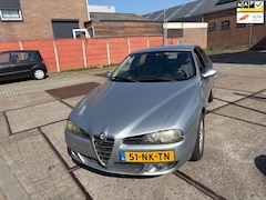 Alfa Romeo 156 - 1.8 T.Spark Distinctive