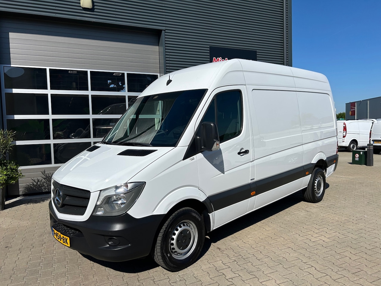 Mercedes-Benz Sprinter - 414 2.2 CDI 366 L2 H2 Automaat - AutoWereld.nl