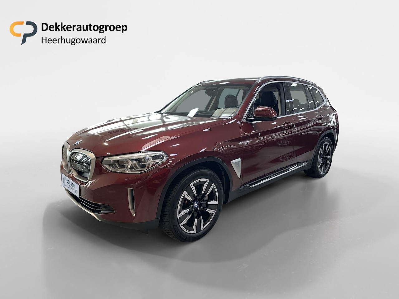 BMW iX3 - High Executive 80 kWh | Panoramadak | Trekhaak | Apple Carplay - Android Auto - AutoWereld.nl