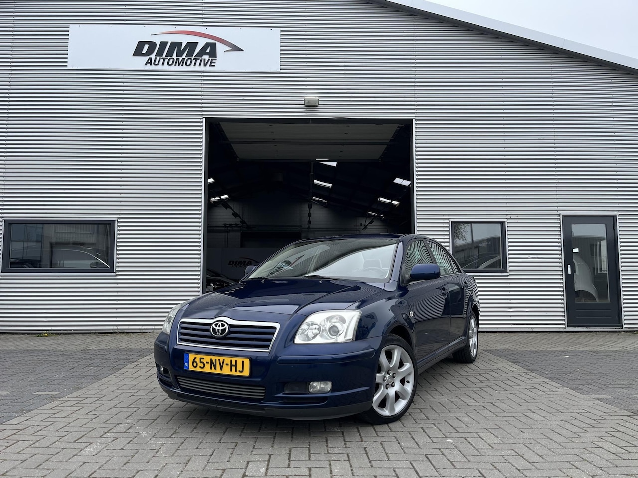Toyota Avensis - 2.0 VVTi Executive / Leer / Trekhaak - AutoWereld.nl
