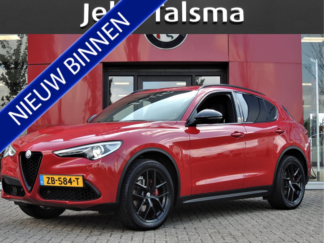 Alfa Romeo Stelvio - 2.0 T AWD B-Tech | Harman Kardon | 20" Dark LMV | Veloce interieur | Elec. stoelen | Getun - AutoWereld.nl