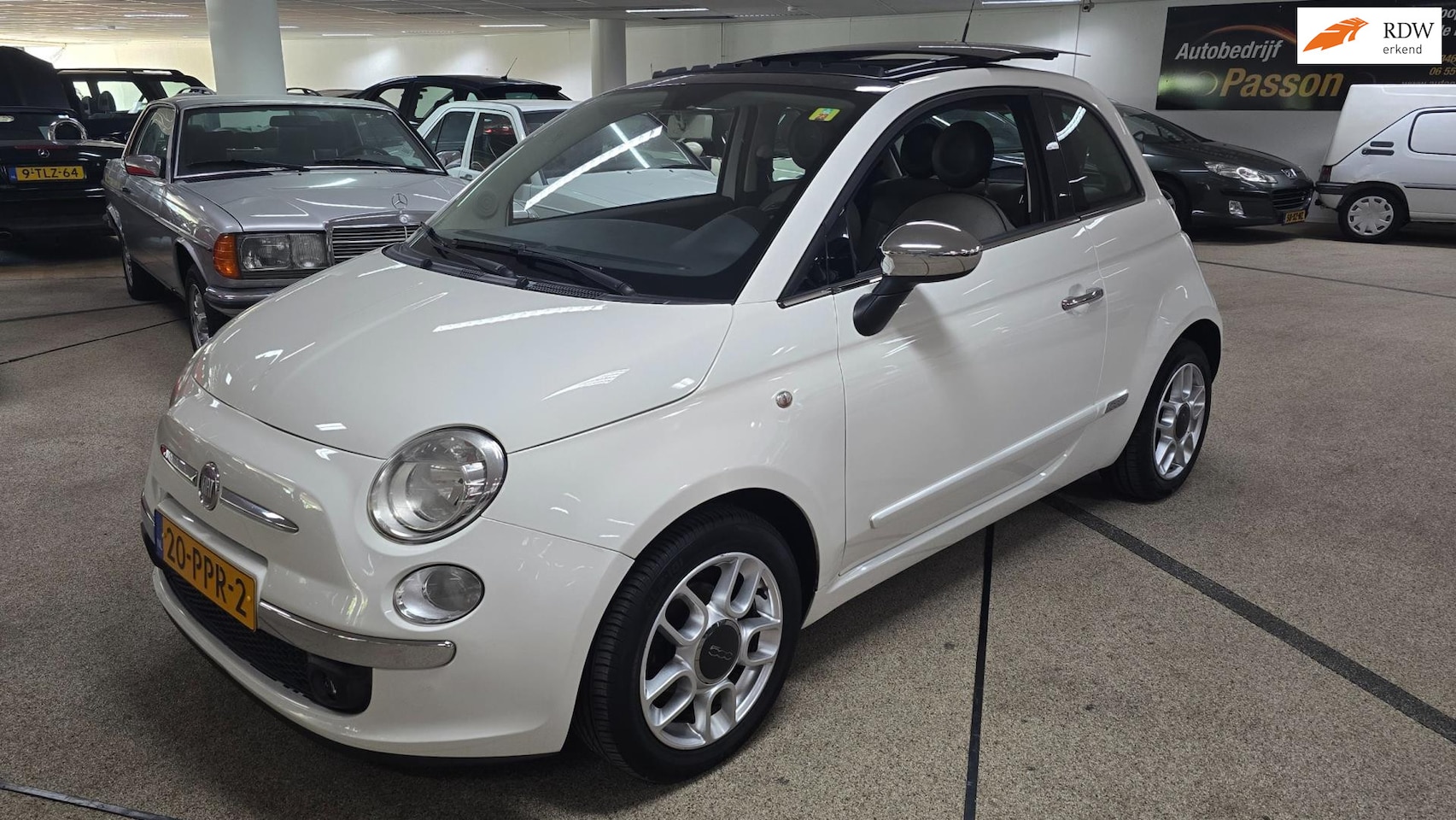 Fiat 500 - 1.2 Lounge. 126dkm nap!! Nieuwe apk! Automaat!! - AutoWereld.nl