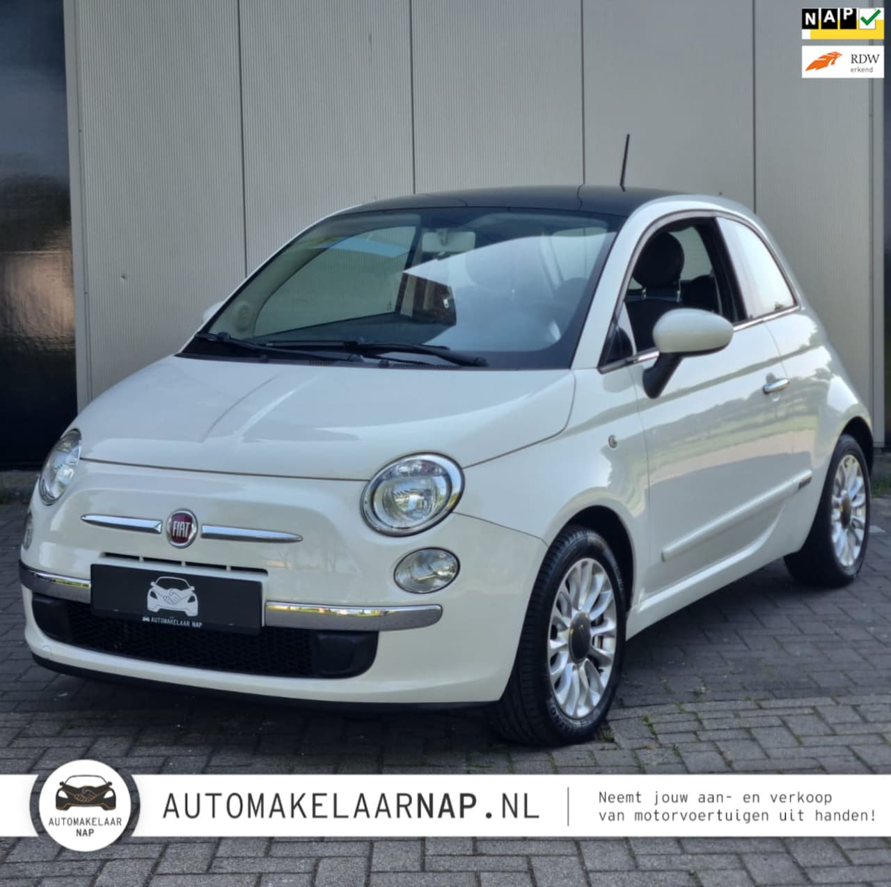 Fiat 500 - 0.9 TwinAir Lounge / Panoramadak / Navi / Airco / 86PK!/ Stuurwiel MF / - AutoWereld.nl