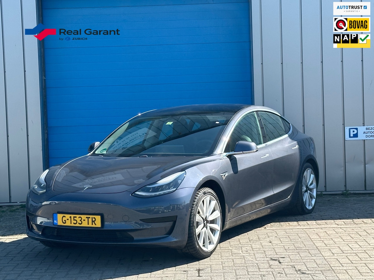 Tesla Model 3 - Standard RWD Plus 60 kWh PANO eerste eig km 105290 - AutoWereld.nl