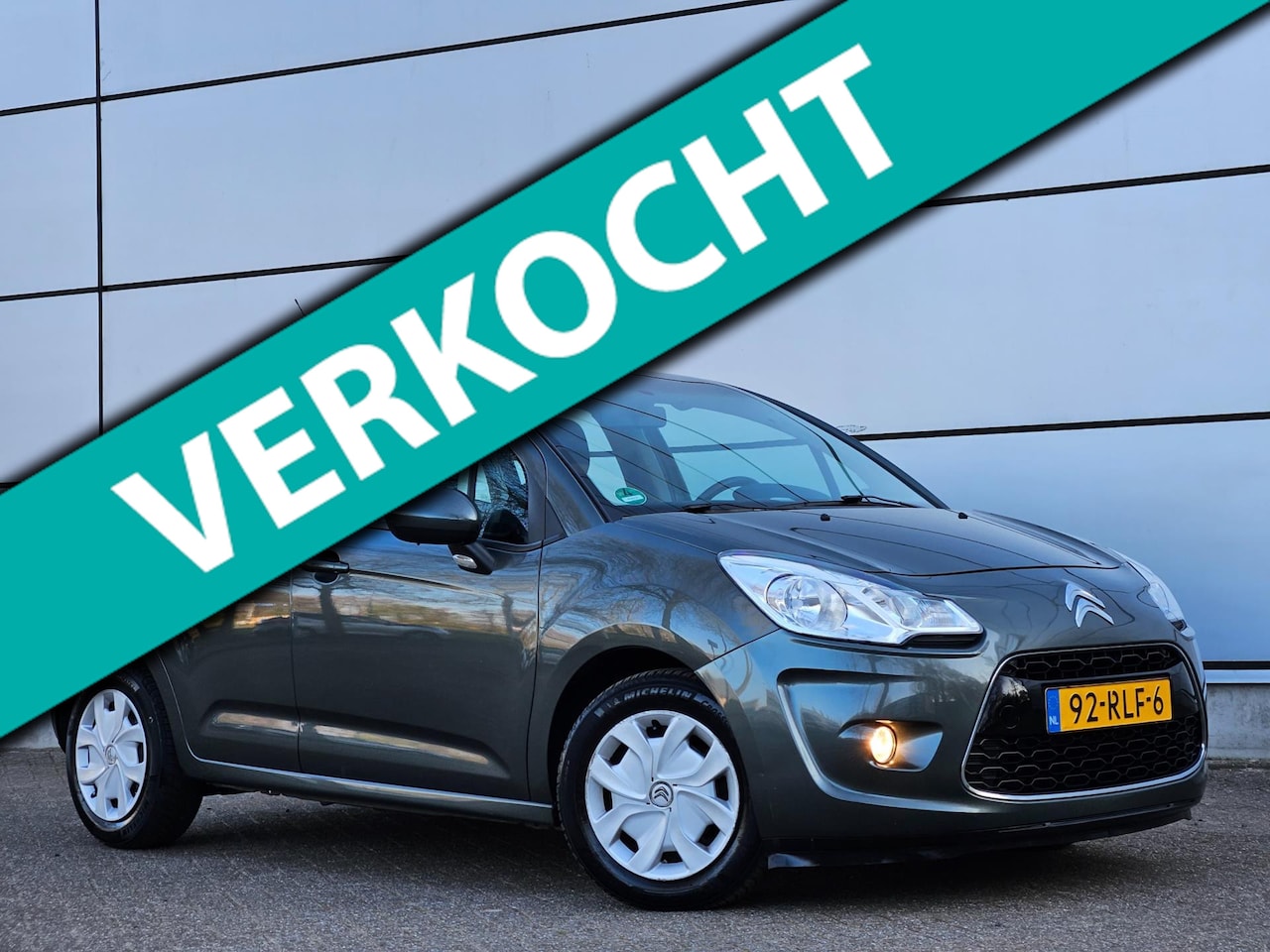 Citroën C3 - 1.6 e-HDi Dynamique Pano |Navi |Clima |Cruise |Trekhaak |Nap |Boekjes - AutoWereld.nl