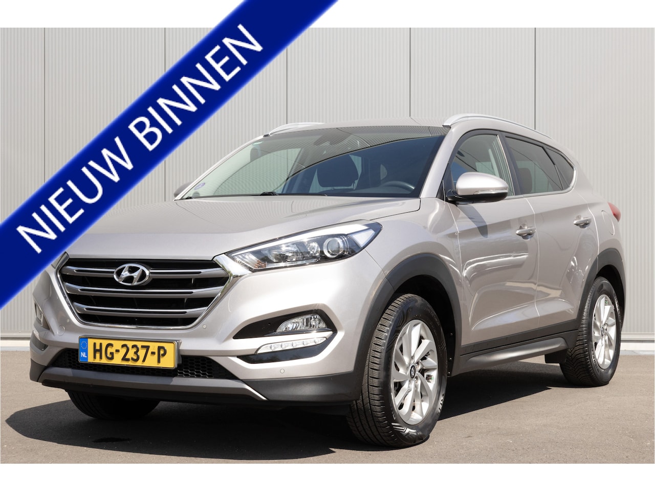 Hyundai Tucson - 1.6 GDi Comfort GEHANDICAPTENAUTO | NL-AUTO | CRUISE | TREKHAAK | LMV | NAVI | CAMERA | - AutoWereld.nl
