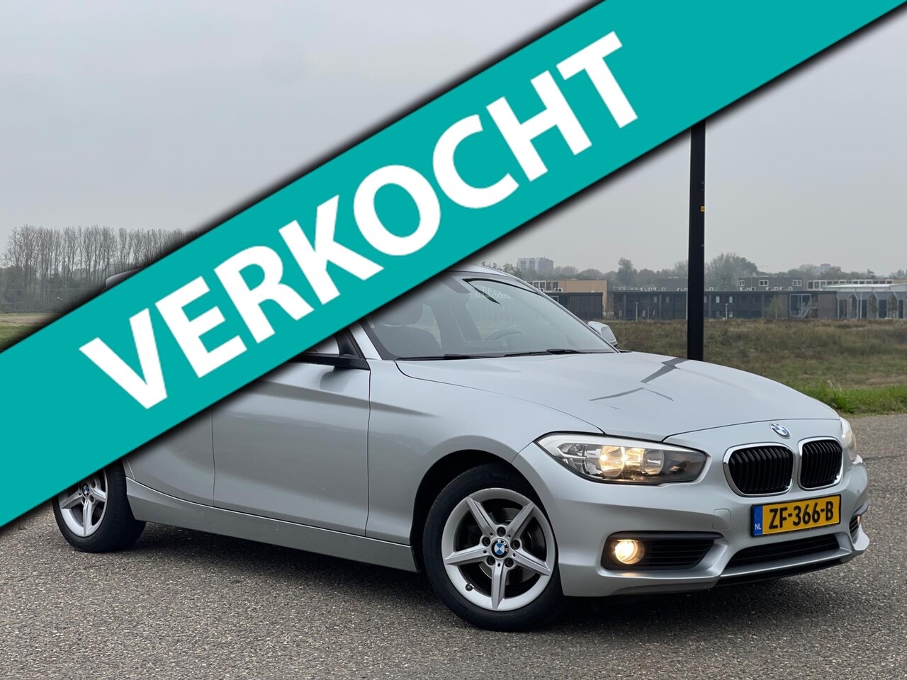 BMW 1-serie - 118i Sport 1e Eignr|Automaat|Navi|Airco|Lmv|Nap|Boekjes - AutoWereld.nl