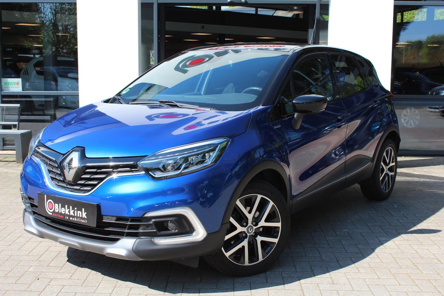 Renault Captur - 1.3 TCe Version S 150 pk EDC AUTOMAAT,Navigatie,Clima, Alcantara bekl. - AutoWereld.nl