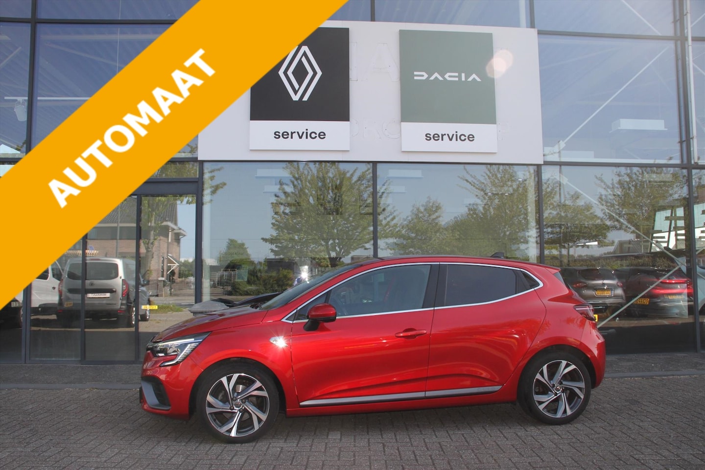 Renault Clio - 130PK-RS LINE-AUTOM-81DKM-NAVI-CRUISE-360 CAMERA- - AutoWereld.nl