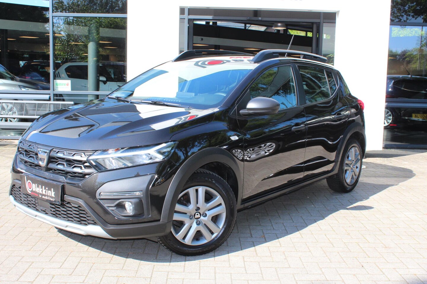 Dacia Sandero Stepway - 1.0 TCe 90 Essential 1.0 TCe 90 Essential - AutoWereld.nl