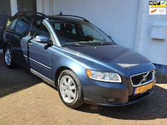 Volvo V50 - 1.8 Kinetic * AIRCO / CRUISE CONTROL / TREKHAAK