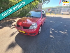 Renault Clio - 1.2 Campus Accès ZO INGERUILD DUS ZO WEG PRIJSJE