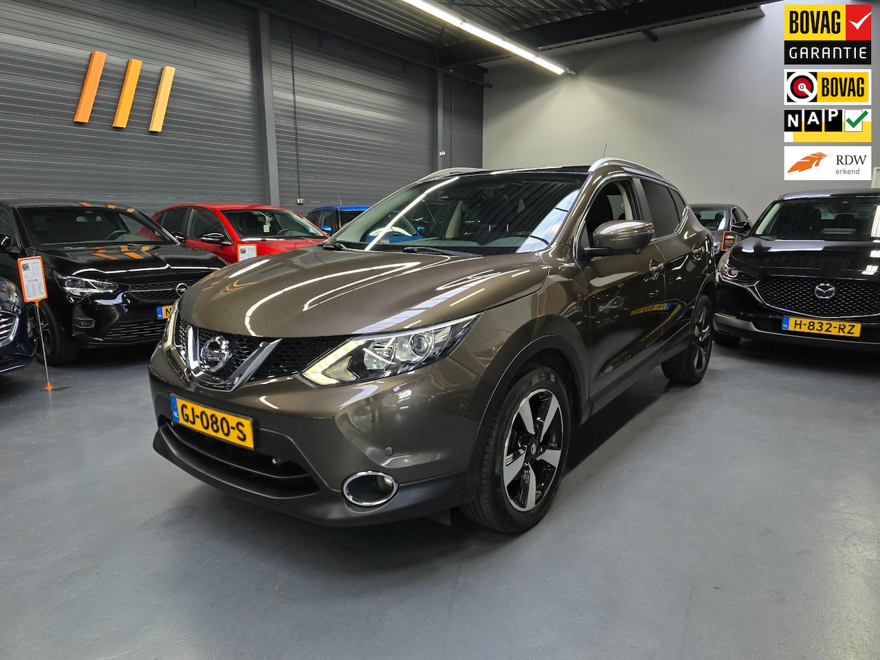 Nissan Qashqai - 1.6 CONNECT CAMERA PANO NAVI NAP NL AUTO - AutoWereld.nl