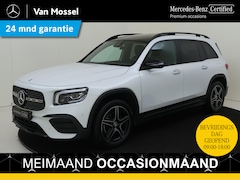 Mercedes-Benz GLB - 180 AMG Line 7p. /Panoramadak /Night pakket /19 Inch /Elk. Trekhaak / 7 Persoons