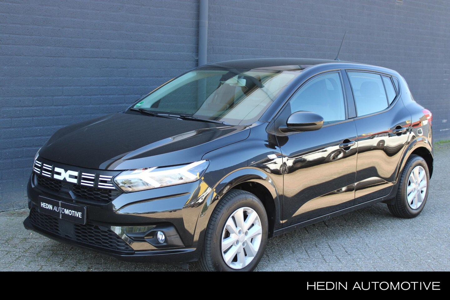Dacia Sandero - TCe 100 ECO-G Expression NL-Auto | Airco | Cruise Control | Apple Carplay-Android Auto | R - AutoWereld.nl