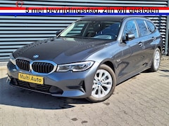 BMW 3-serie Touring - 330e Sportline Plug In Hybrid PHEV | Trekhaak af Fabriek | Adaptive Cruise Control | 360 C