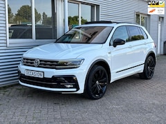 Volkswagen Tiguan - 2.0 TSI 4Motion Highline Business R pano hud memory 360 camera