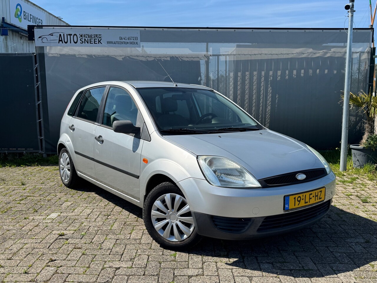 Ford Fiesta - 1.3 Ambiente - APK 11-25 - Elektr ramen - AutoWereld.nl