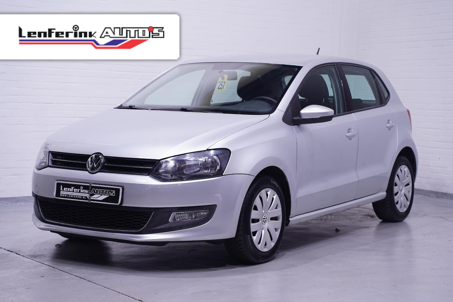 Volkswagen Polo - 1.2-12V Trendline Airco Apple Carplay - AutoWereld.nl