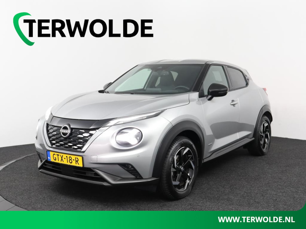 Nissan Juke - 1.6 Hybrid N-Connecta | Navigatie | Camera | Parkeersensoren achter | All-season banden | - AutoWereld.nl