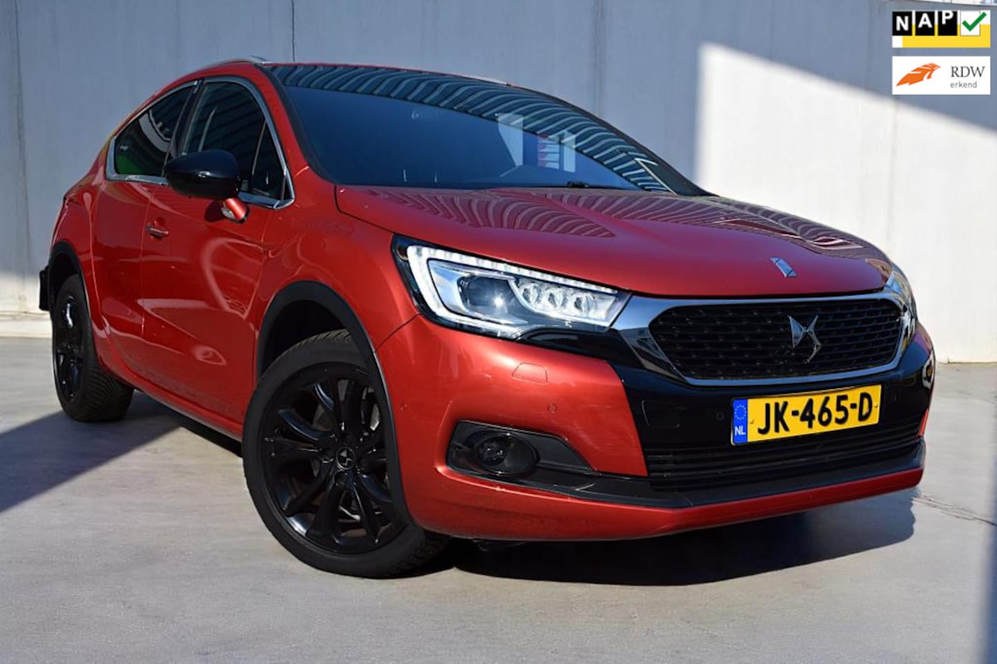 DS 4 Crossback - 1.6 THP Chic 1.6 THP Chic, Automaat, Dealeronderhouden, Nieuw model, Parkeercamera, Lichtmetalen velgen - AutoWereld.nl
