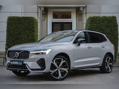 Volvo XC60 - 2.0 T8 Plug-in hybrid AWD R-Design TREKHAAK | PANO | 360 CAM | H&K | HUD | MEMORY