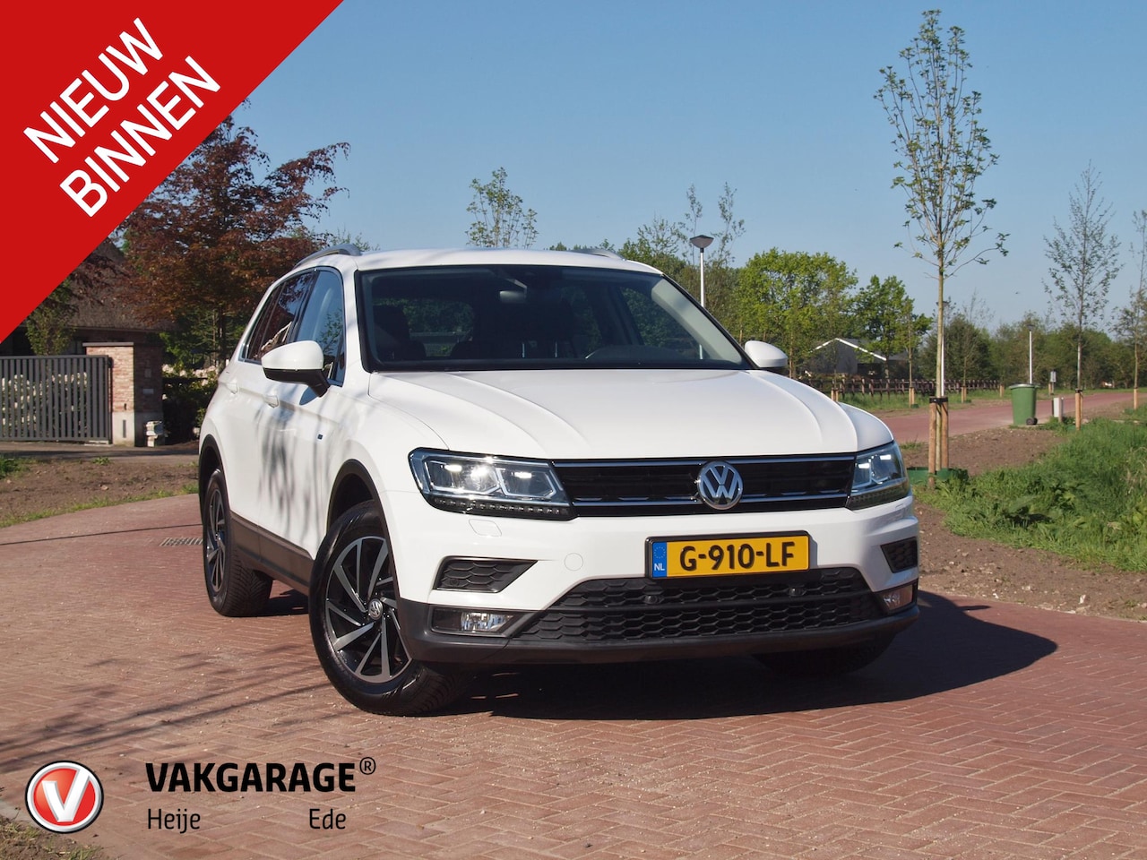 Volkswagen Tiguan - 1.5 TSI ACT Highline | Apple Carplay | Led koplampen | Automaat | Trekhaak | Parkeersensor - AutoWereld.nl