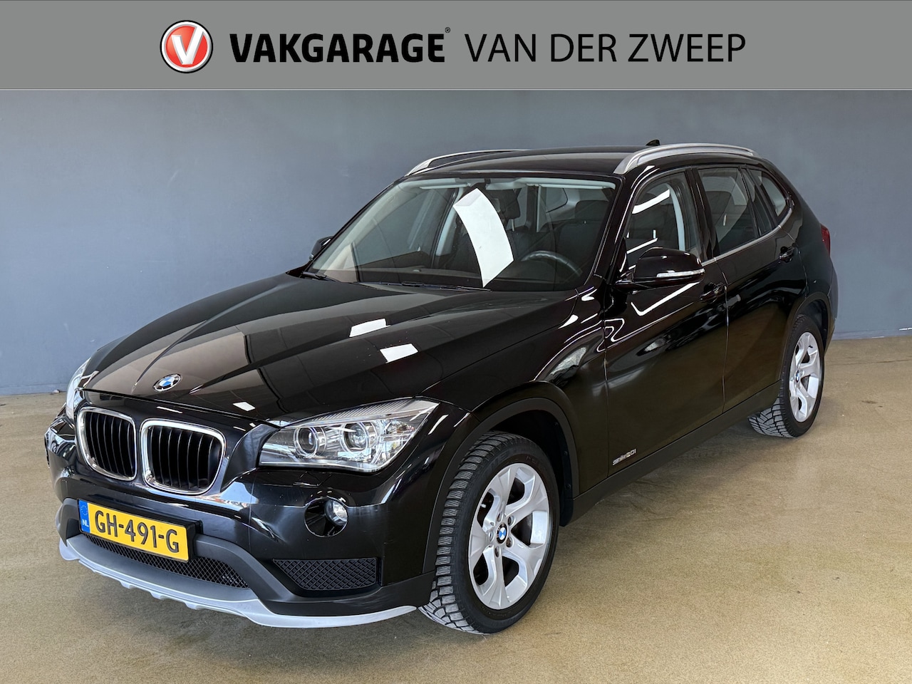 BMW X1 - sDrive20i Executive | Navi | Afneembare Trekhaak - AutoWereld.nl