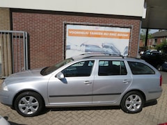 Skoda Octavia Combi - 1.6 FSI/115pk TOUR NWE APK DEALER ONDERHOUDEN