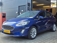 Ford Fiesta - 1.0 EcoBoost Titanium / NAP / GARANTIE / CARPLAY / CAMERA / ALLSEASON / 6-BAK / DAB+ / LED