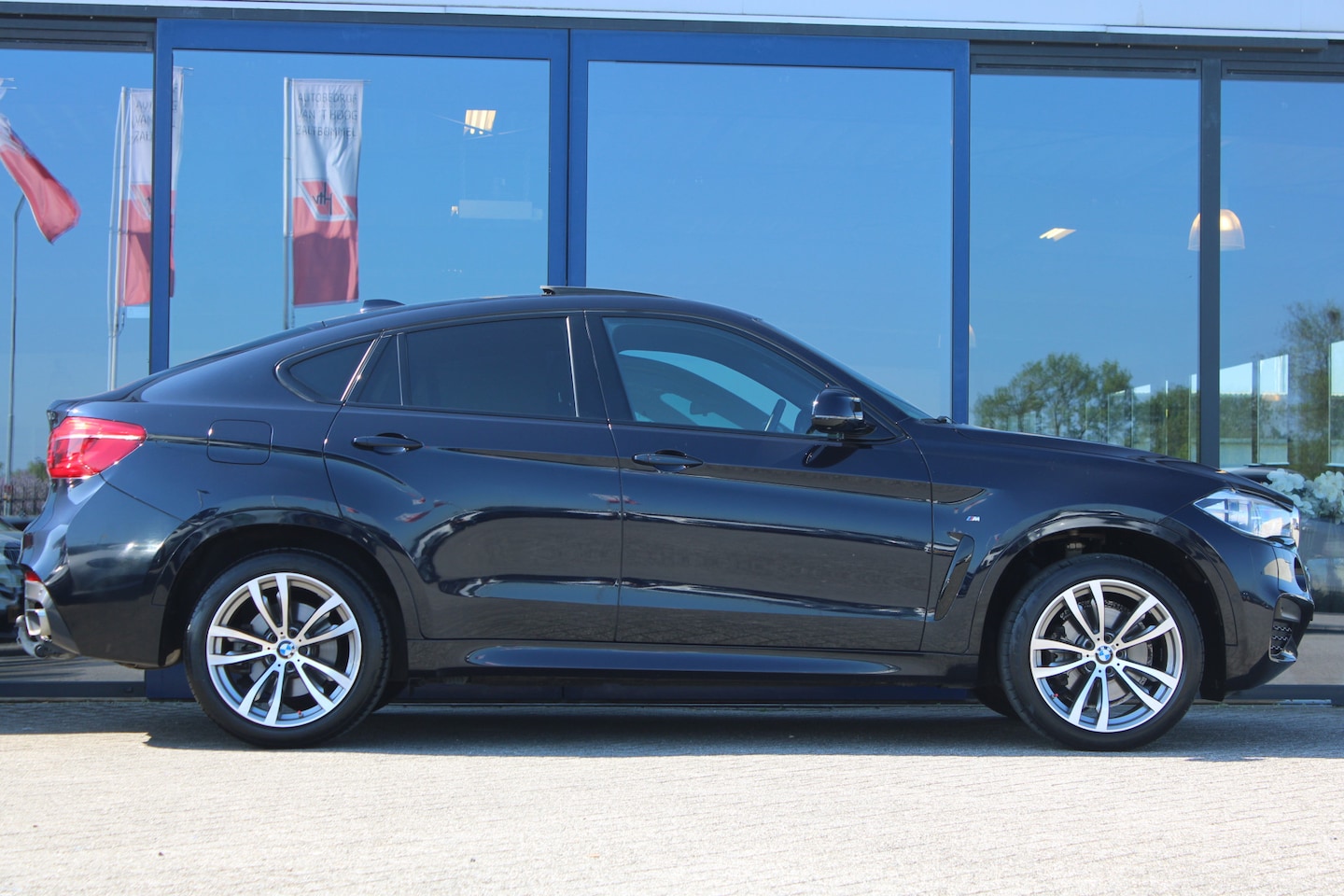 BMW X6 - xDrive35i High Executive SCHUIFDAK H&K HEAD-UP TREKHAAK NL AUTO - AutoWereld.nl
