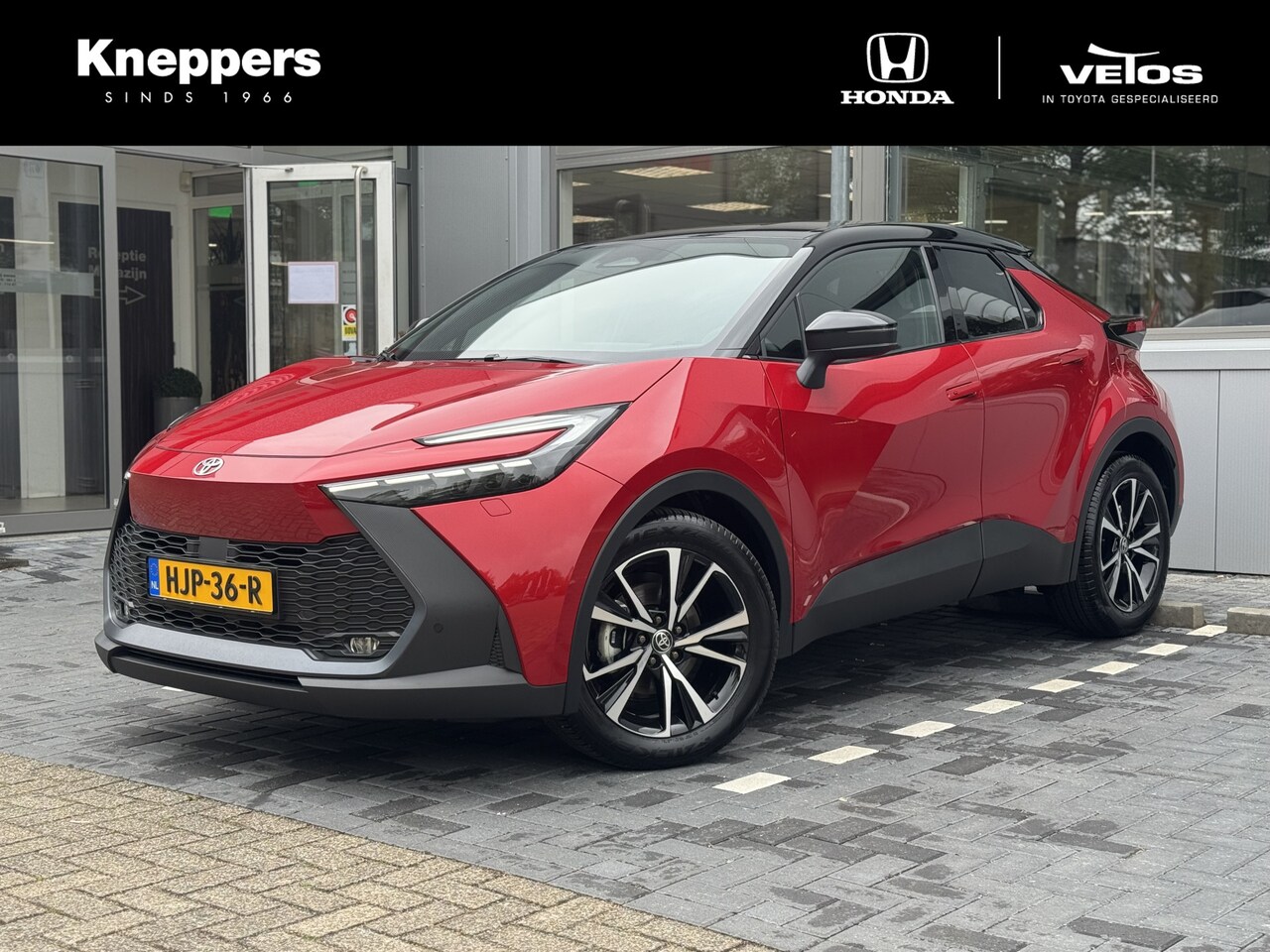 Toyota C-HR - 1.8 Hybrid 140 First Edition Dodenhoekdetectie, Navigatie, Parkeersensoren V + A , All-in - AutoWereld.nl