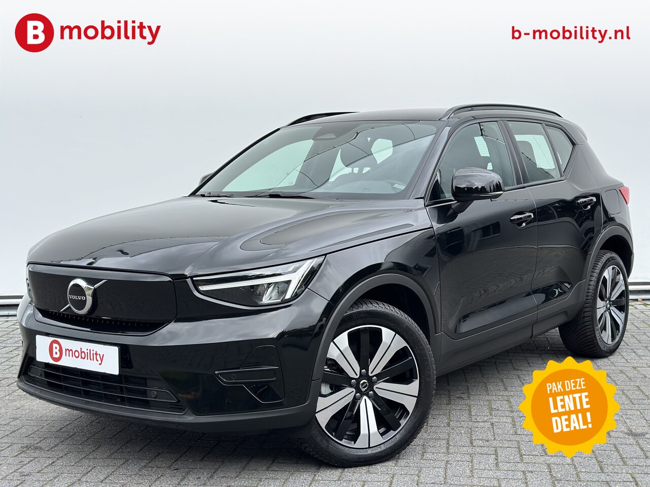 Volvo XC40 - Recharge Core 70 kWh Achteruitrijcamera | Stoelverwarming | Lane Assist | Navigatie | Warm - AutoWereld.nl