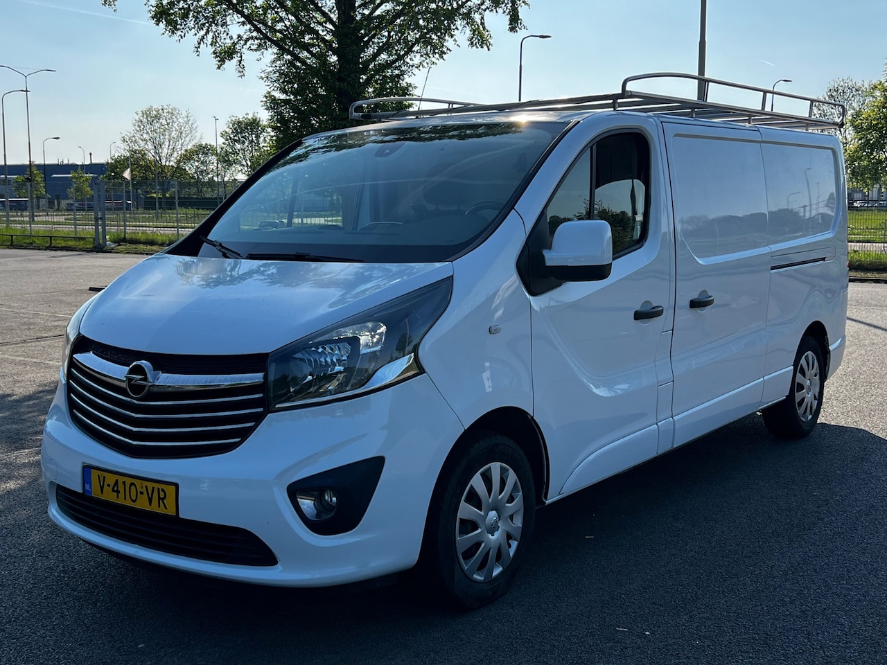 Opel Vivaro - 1.6 CDTI 92kW L2H1 Sport EcoFlex - NAVI - AutoWereld.nl