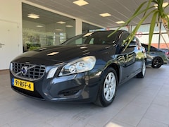 Volvo V60 - 1.6 T3 Kinetic
