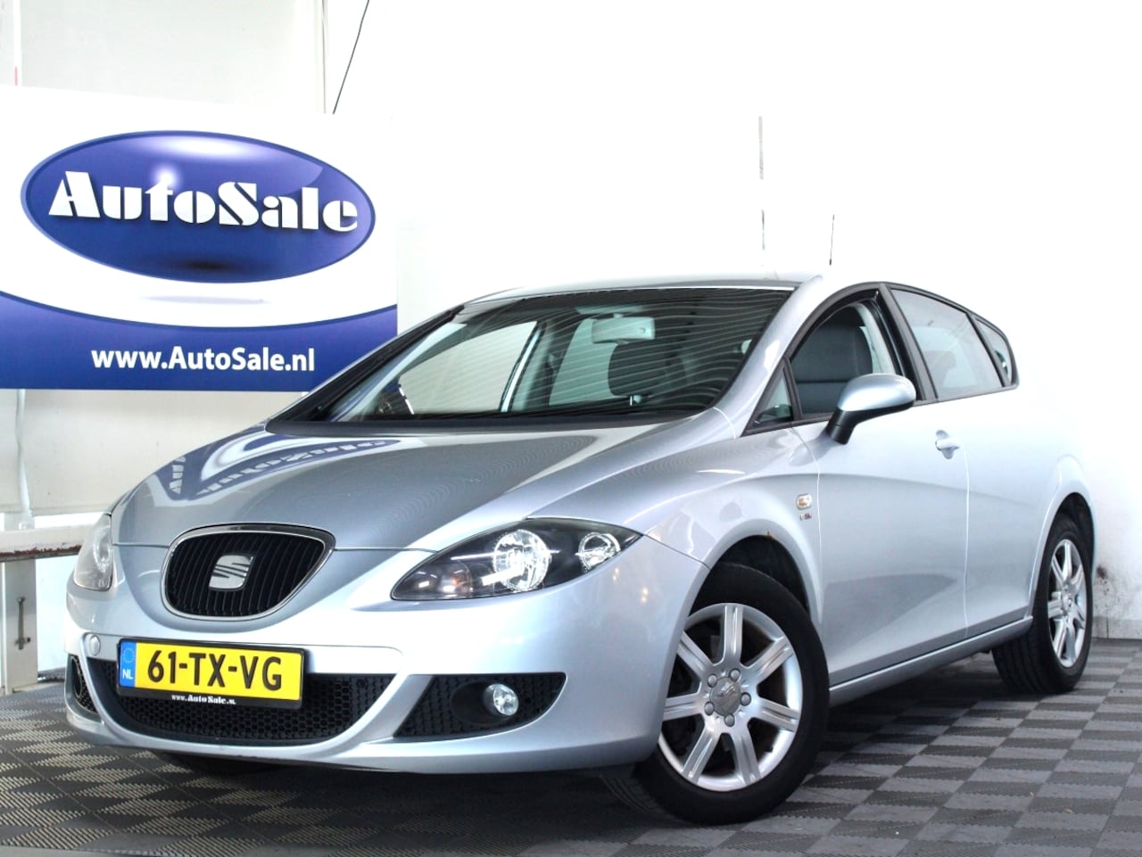 Seat Leon - 2.0 FSI AUTOMAAT 2eEIG! BLUET CRUISE PDC CLIMA LMV '07 - AutoWereld.nl