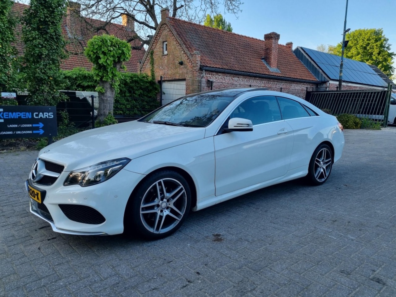 Mercedes-Benz E-klasse Coupé - E 200 Aut. Coupé Pano Navi Led - AutoWereld.nl