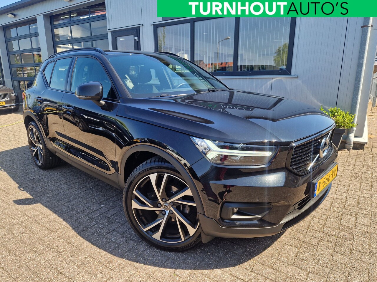 Volvo XC40 - 1.5 T3 R-Design Panoramadak | Blis | Camera - AutoWereld.nl