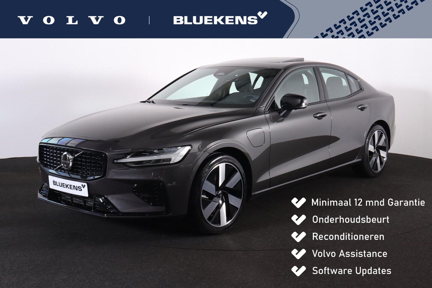 Volvo S60 - Recharge T8 AWD Ultimate Dark - LONG RANGE - Panorama/schuifdak - IntelliSafe Assist & Sur - AutoWereld.nl