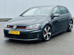 Volkswagen Golf - 2.0 TSI GTI Performance