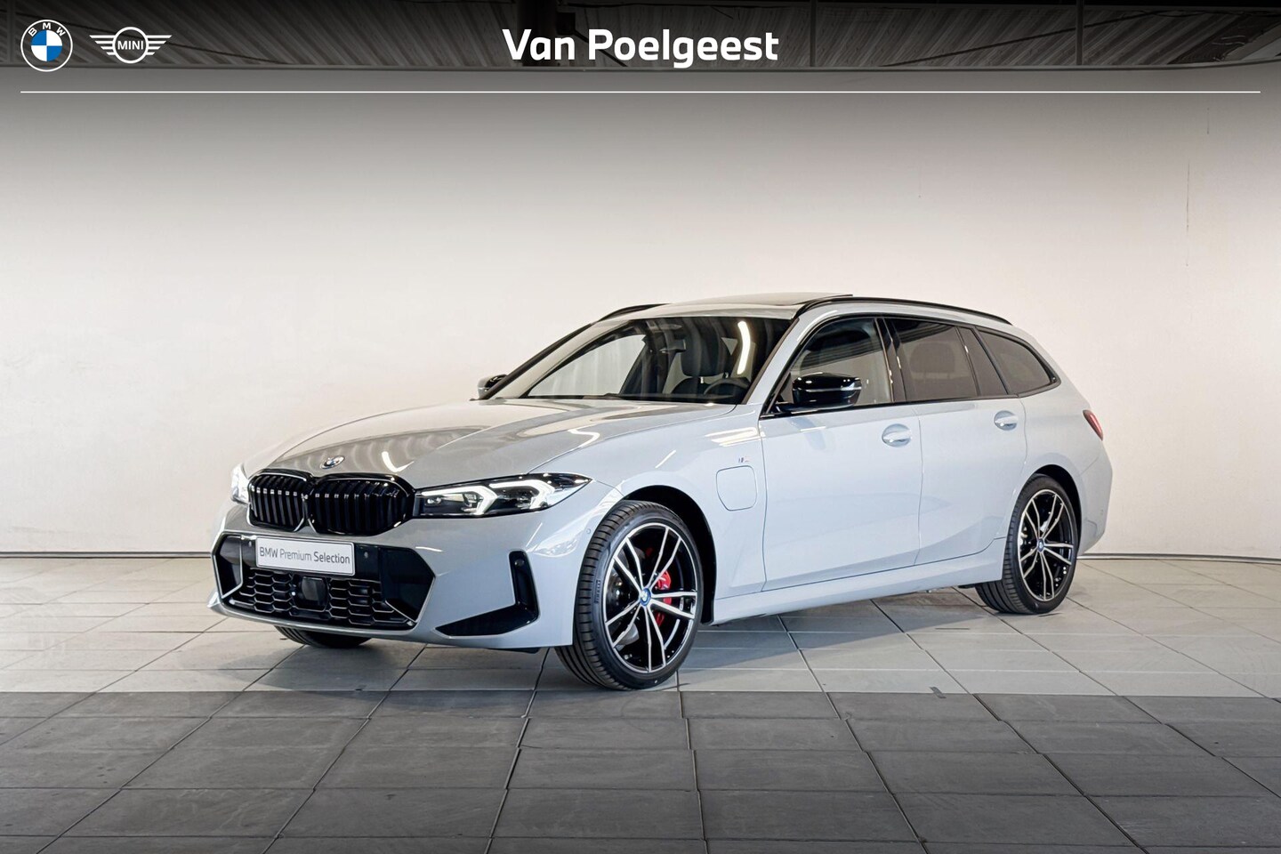 BMW 3-serie Touring - 330e xDrive Innovation Pack M Sportpakket Pro Aut. - AutoWereld.nl