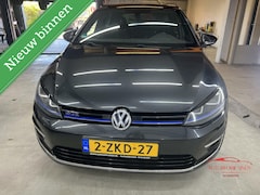 Volkswagen Golf - 1.4 TSI GTE