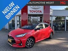 Toyota Yaris - 1.5 Hybrid Launch Edition, 1/2 Leer, Parkeersensor