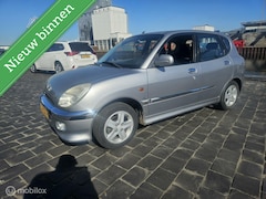 Daihatsu Sirion - 1.3-16V lage km.stand met NAP Trekhaak