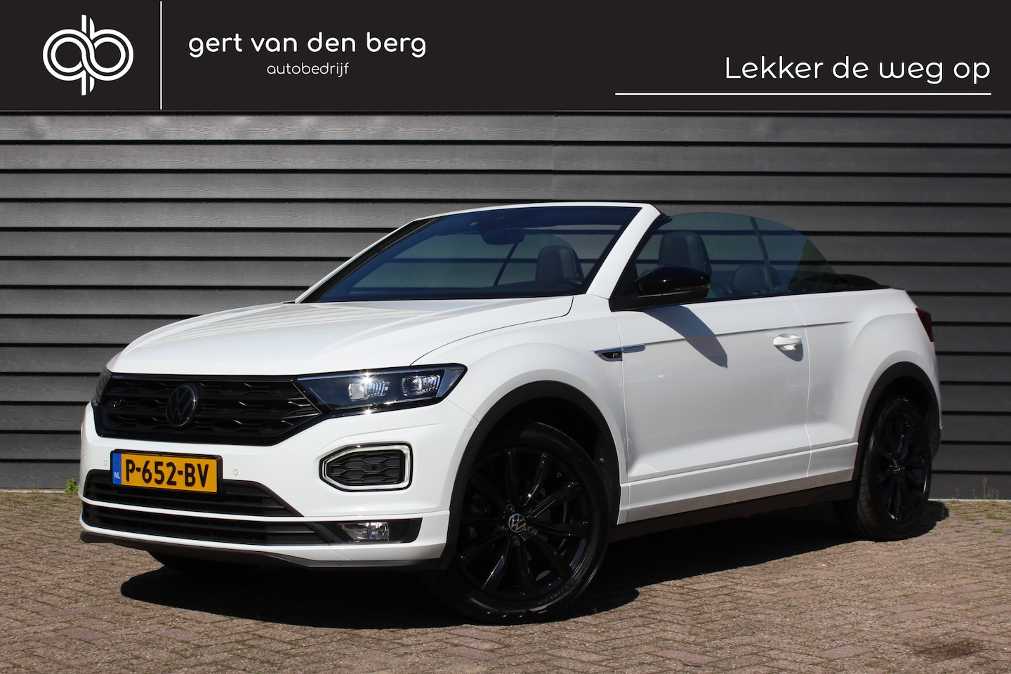 Volkswagen T-Roc Cabrio - 1.5 TSI R-Line - VIRT. COCKPIT - TREKHAAK - NAVIGATIE - ADAPT. CRUISE - - AutoWereld.nl