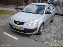 Kia Rio - 1.4 LXE