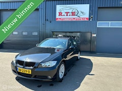 BMW 3-serie - 318i Executive TREKHAAK PDC